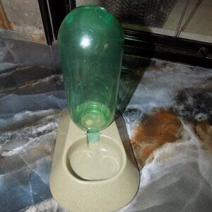 Fluker Lizard Water Dispenser